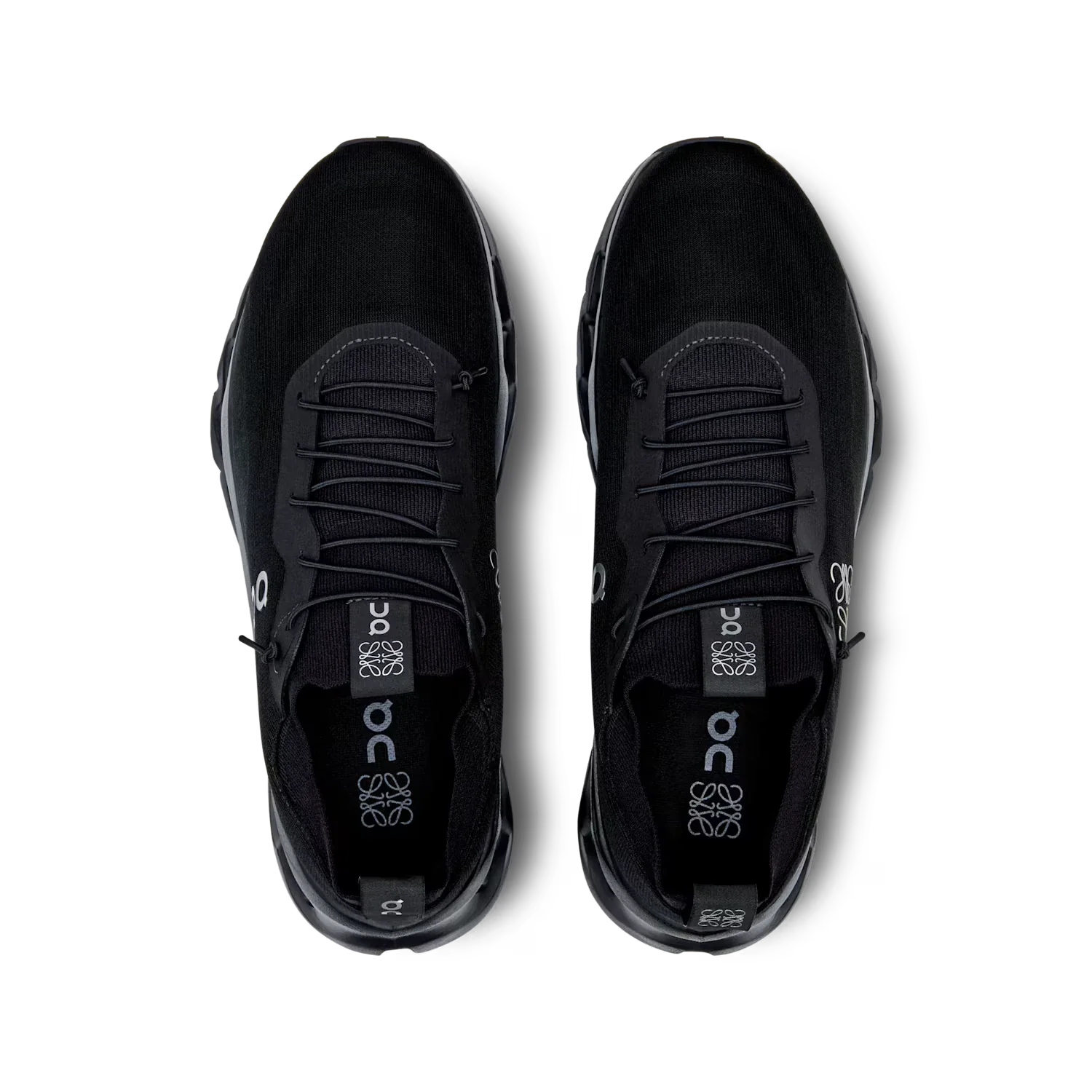 On Running Cloudtilt x Loewe All Black