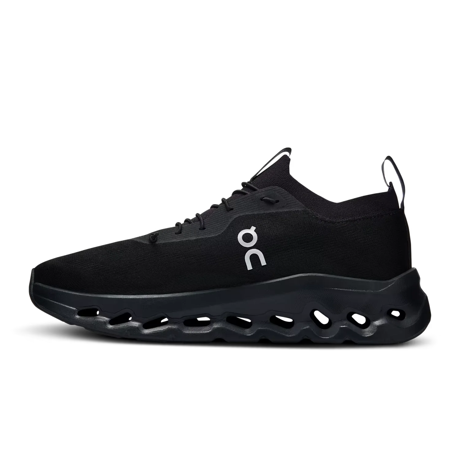 On Running Cloudtilt x Loewe All Black